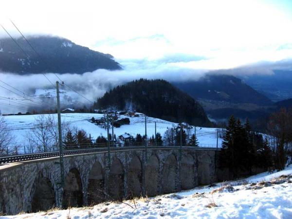 Образование в Швейцарии. Leysin American School. Вид окрестностей