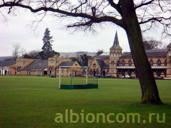 Cheltenham College. Спортивные поля