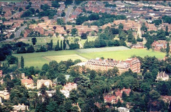 Британское образование. Malvern St.James College