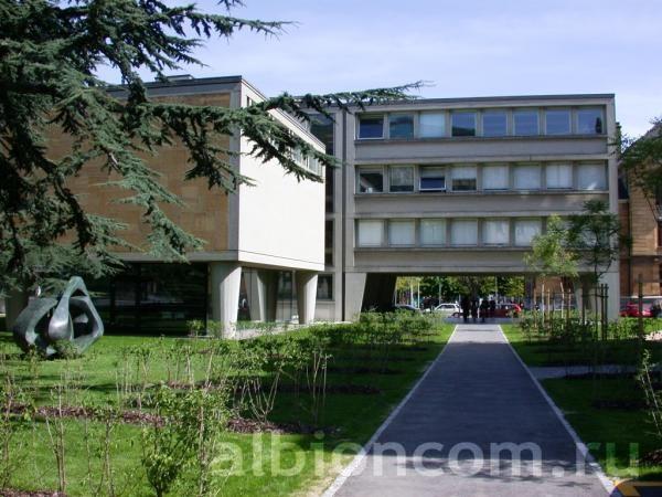 University of Neuchatel. Здание Института Физики